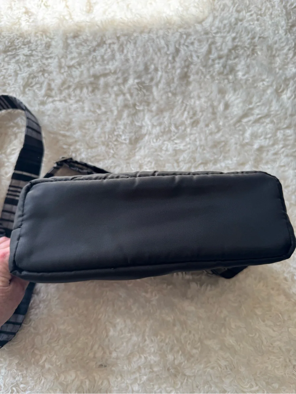 lug flare black